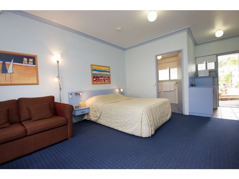 186 Boomerang Drive, Pacific Palms NSW 2428