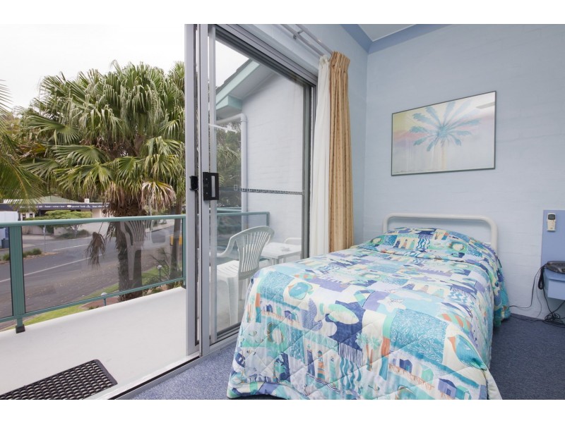 186 Boomerang Drive, Pacific Palms NSW 2428