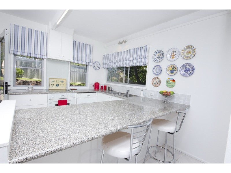 7 Seabreeze  Parade, Green Point NSW 2428