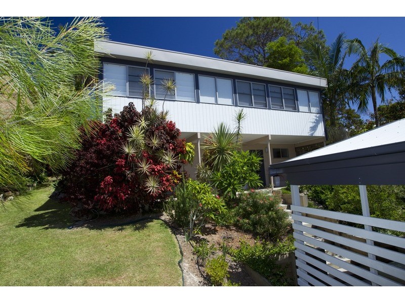 7 Seabreeze  Parade, Green Point NSW 2428