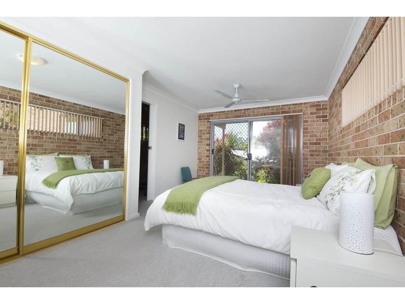 7 Seabreeze  Parade, Green Point NSW 2428