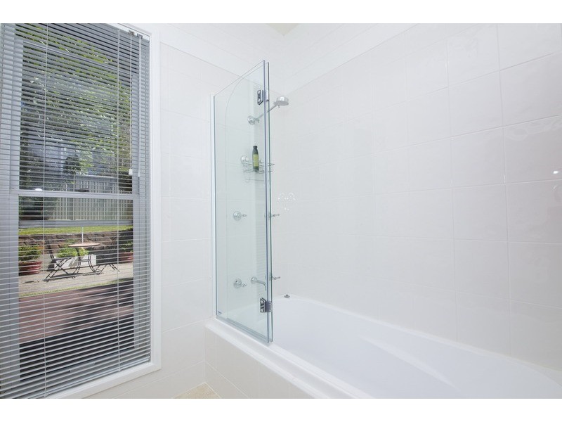 7 Seabreeze  Parade, Green Point NSW 2428