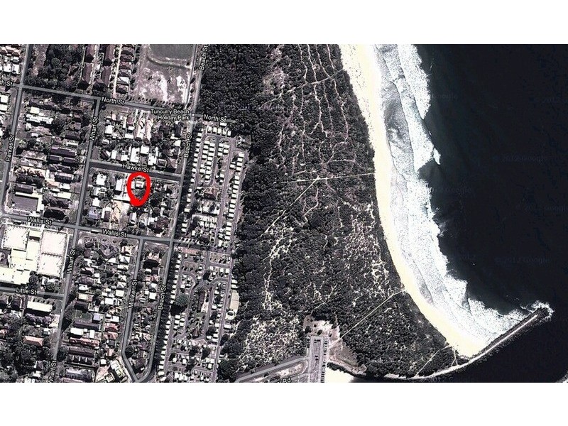 6 Hawke Street, Tuncurry NSW 2428