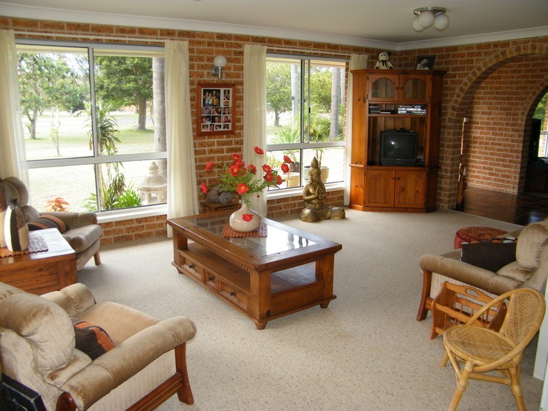 4 Greenfield Place, Forster NSW 2428