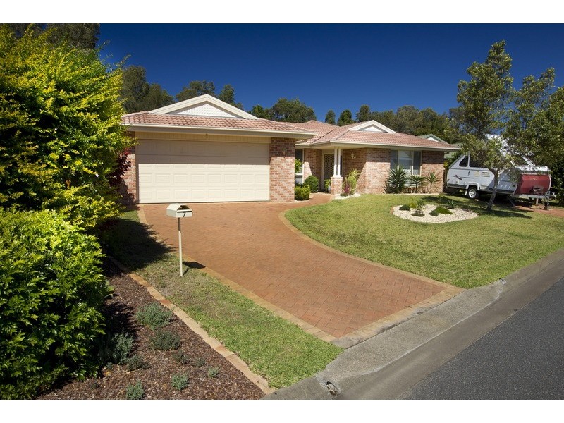 7 Wallamba Close, Tuncurry NSW 2428