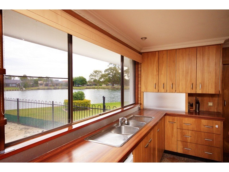 10 Sunset Place, Tuncurry NSW 2428