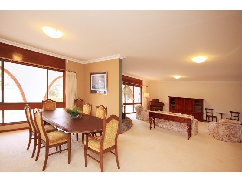 10 Sunset Place, Tuncurry NSW 2428
