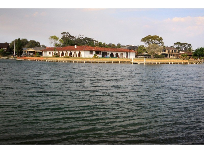 10 Sunset Place, Tuncurry NSW 2428
