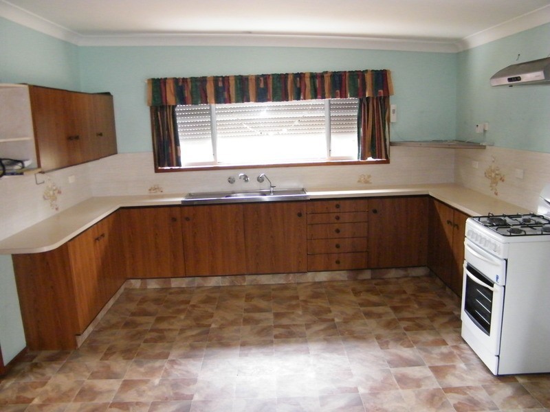 10 Wallis Street, Tuncurry NSW 2428