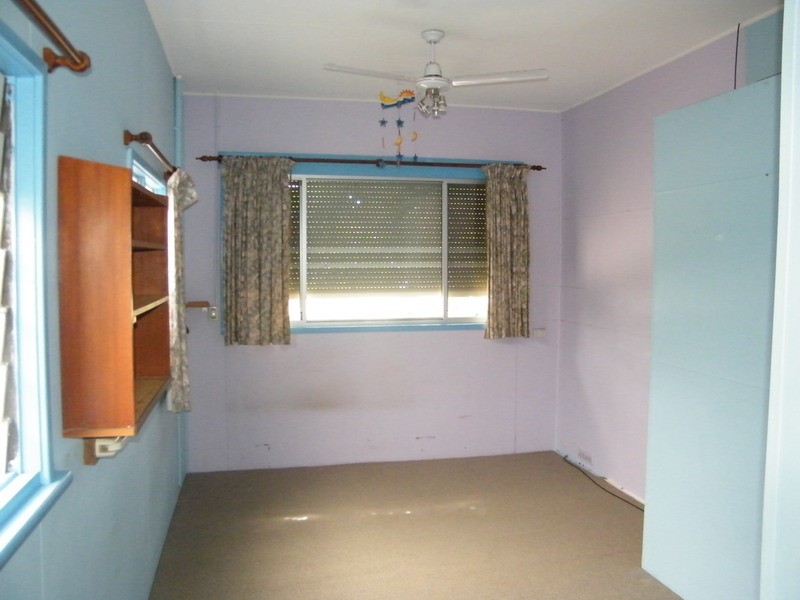 10 Wallis Street, Tuncurry NSW 2428