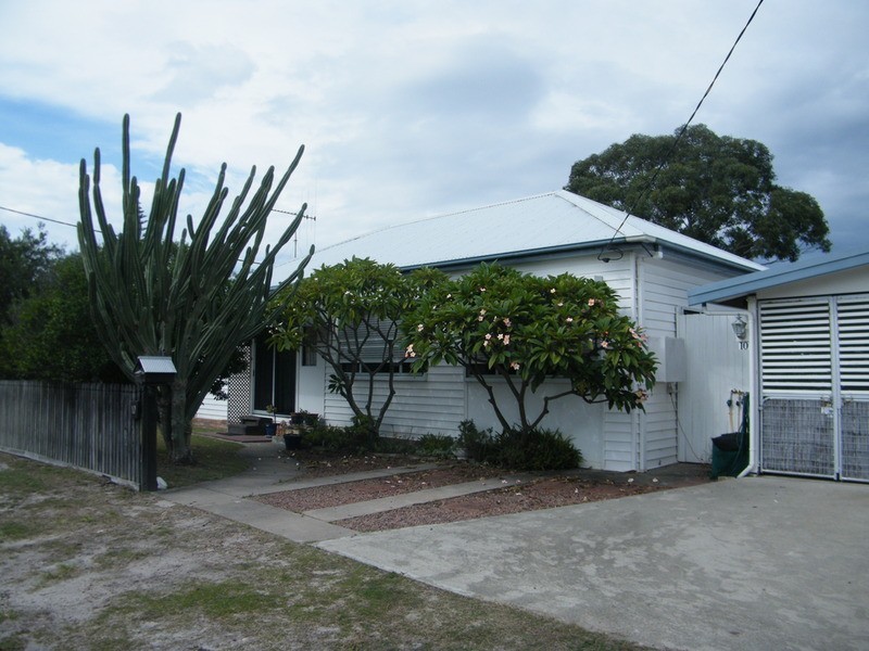 10 Wallis Street, Tuncurry NSW 2428