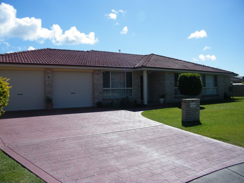 2 Areca Court, Forster NSW 2428