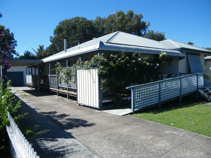 43 Manning Street, Tuncurry NSW 2428