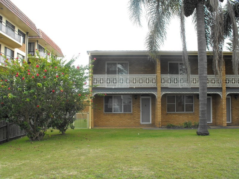 1/10-12 Wharf ‘Luskin Court’ Street, Tuncurry NSW 2428