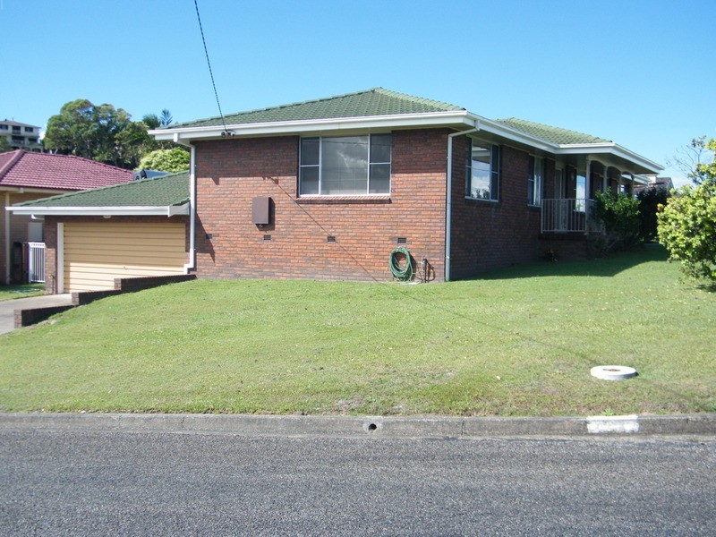 7 Sunbakers Drive, Forster NSW 2428