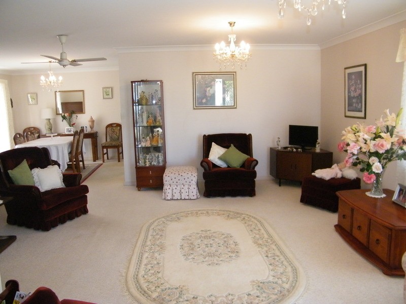 1/5 Burke Close, Forster NSW 2428