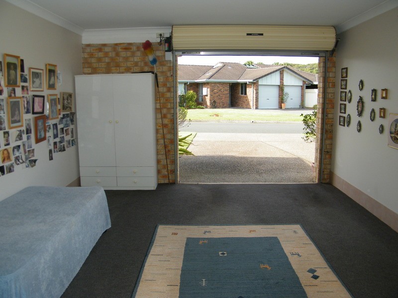 1/5 Burke Close, Forster NSW 2428