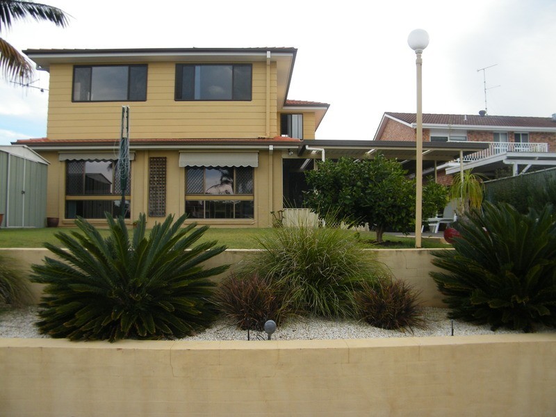 19 Cavill Avenue, Forster NSW 2428