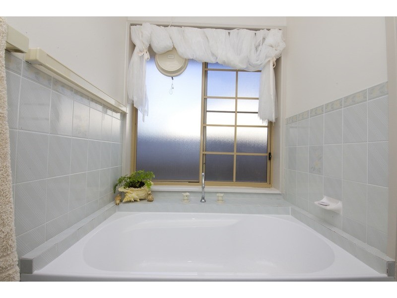 32 Pipers Bay Drive, Forster NSW 2428