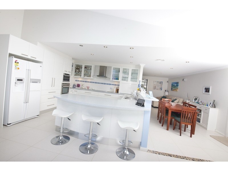 7 Wyuna Place, Forster NSW 2428