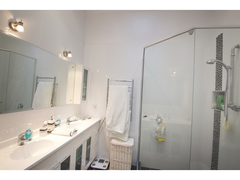 7 Wyuna Place, Forster NSW 2428