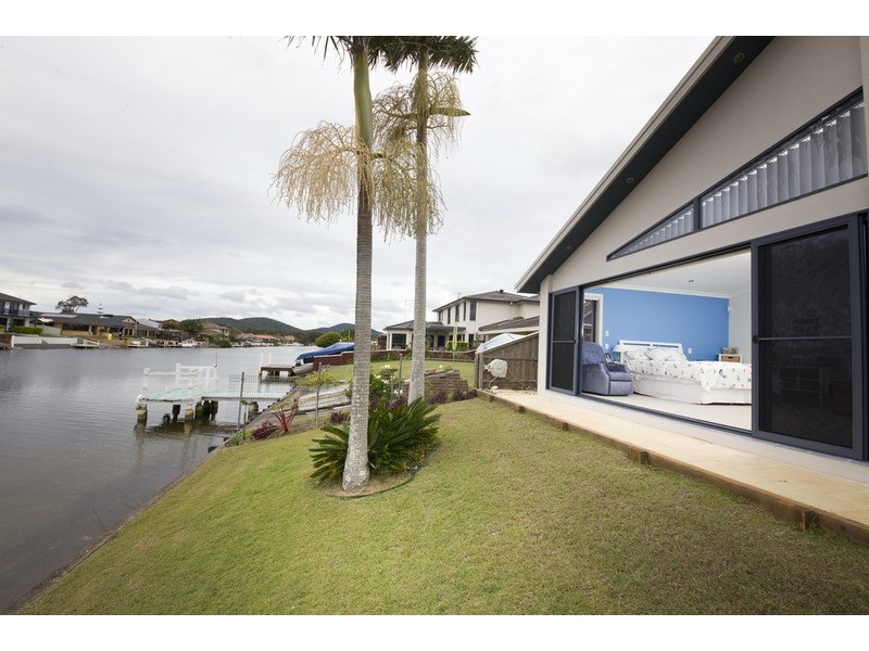 7 Wyuna Place, Forster NSW 2428