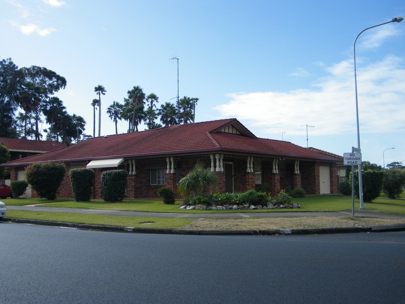1 Lachlan Avenue, Tuncurry NSW 2428