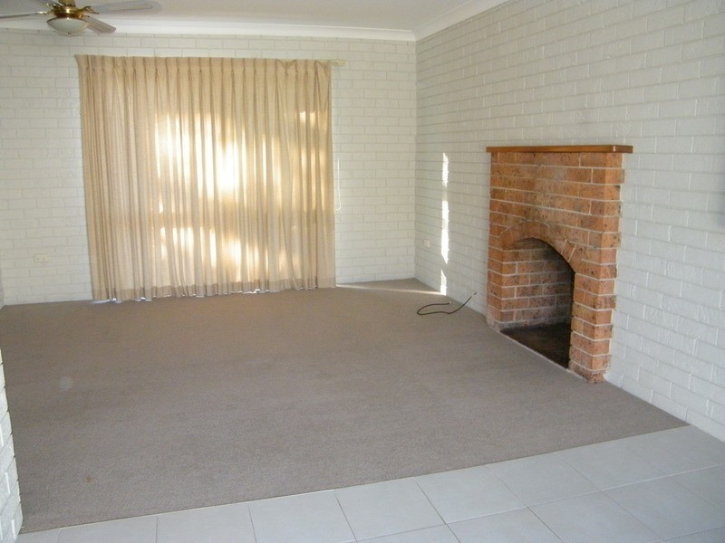 1/37 The Lakesway, Forster NSW 2428