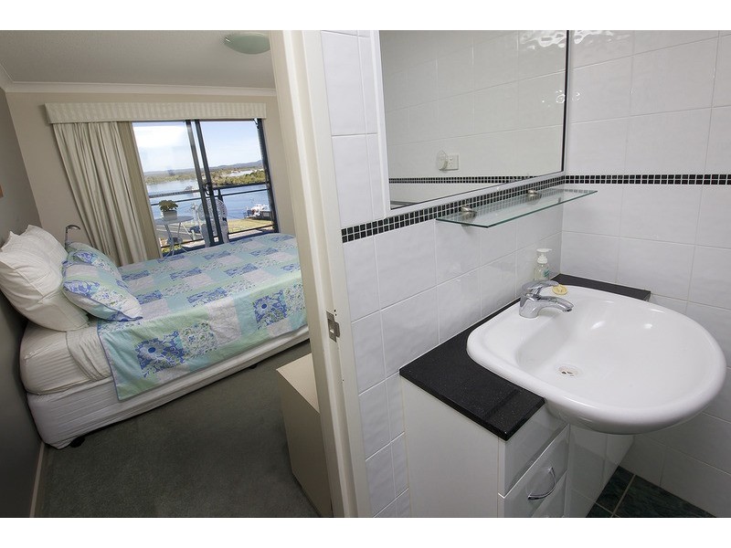 402/20 “Spinnaker” Little Street, Forster NSW 2428