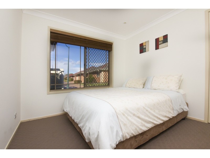 5/17 Gleneon Drive, Forster NSW 2428