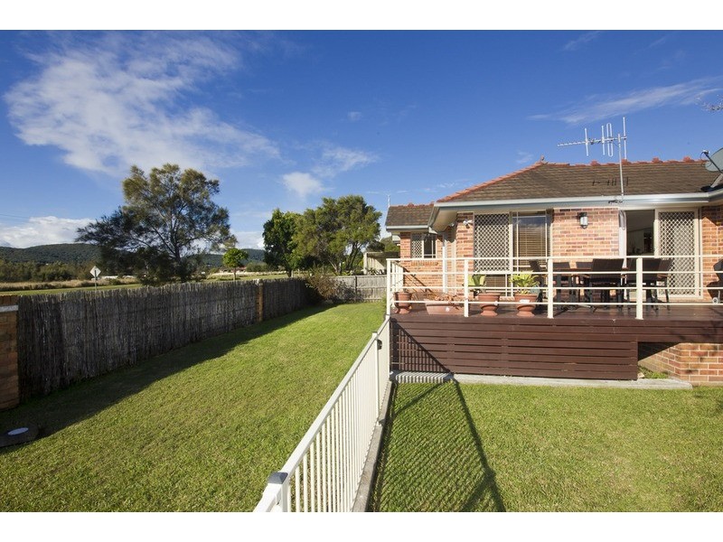 5/17 Gleneon Drive, Forster NSW 2428