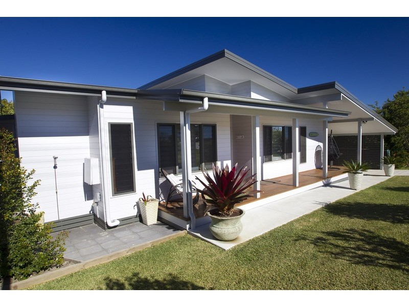 80 Lake  Street, Forster NSW 2428