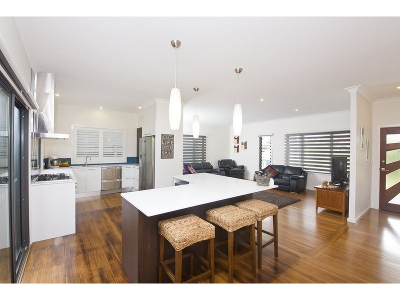 80 Lake  Street, Forster NSW 2428