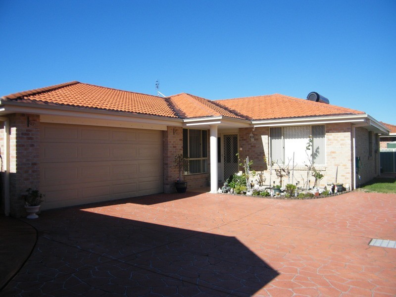 1B Annecy Court, Forster NSW 2428