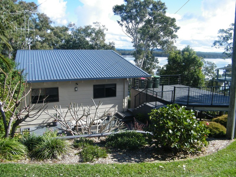 37 Green Point Drive, Forster NSW 2428