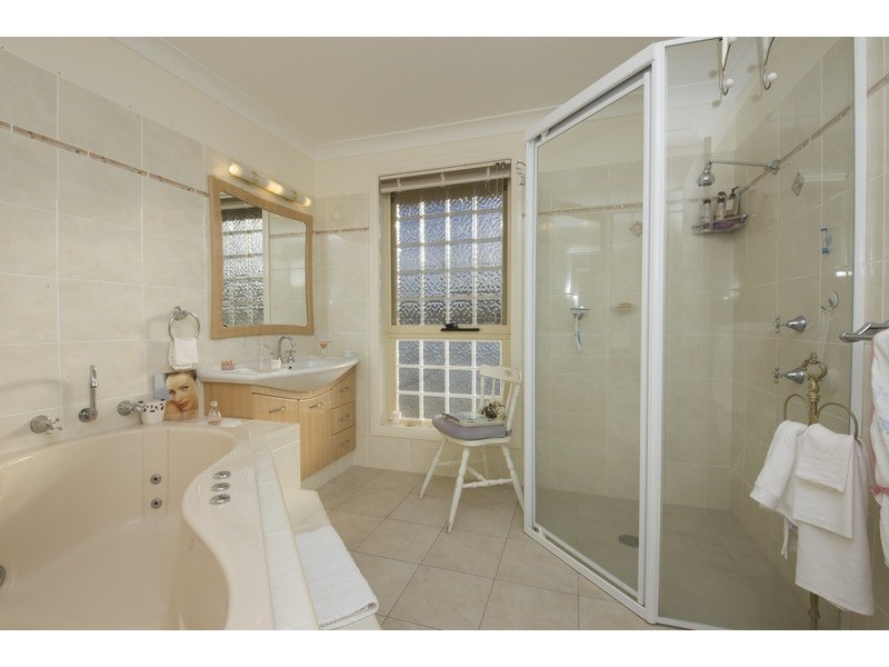 2 Leonardo Avenue, Forster NSW 2428