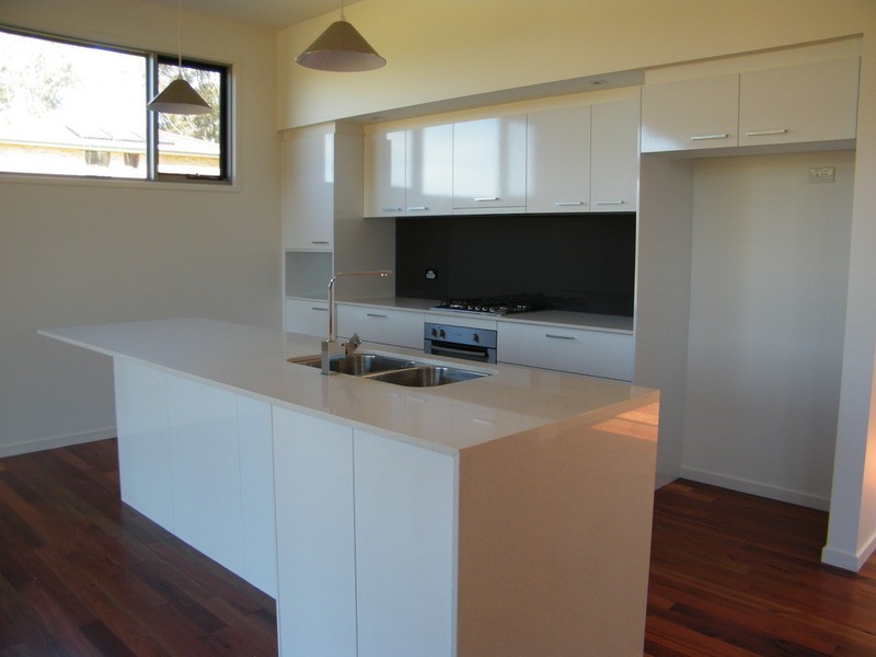 100 Seabreeze Parade, Green Point NSW 2428