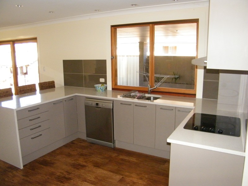 16 Blundell Avenue, Forster NSW 2428