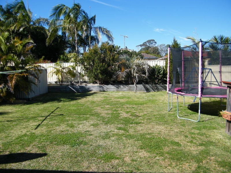 16 Blundell Avenue, Forster NSW 2428