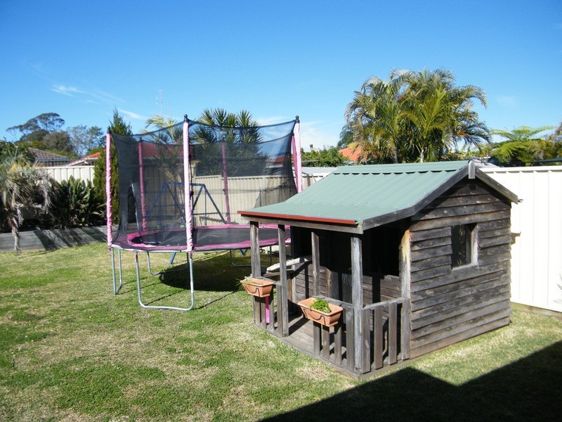 16 Blundell Avenue, Forster NSW 2428