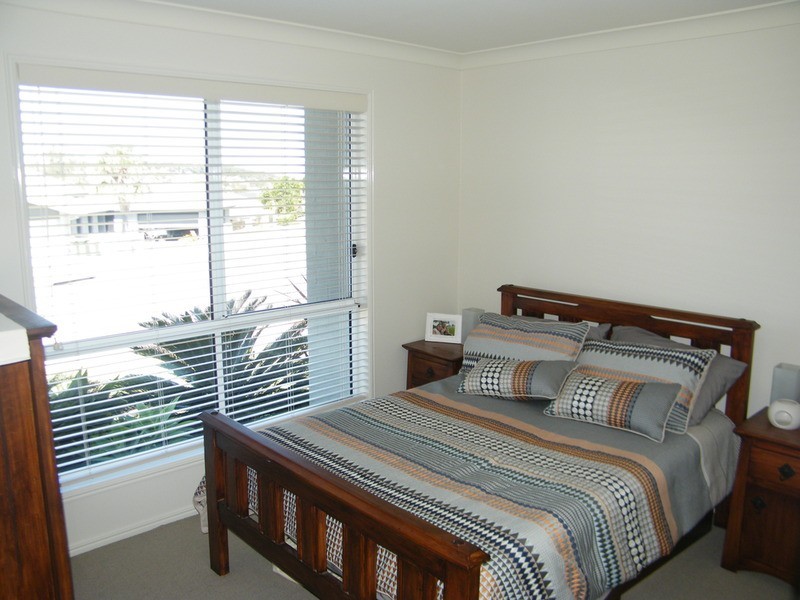 2/25 Pioneer Drive, Forster NSW 2428