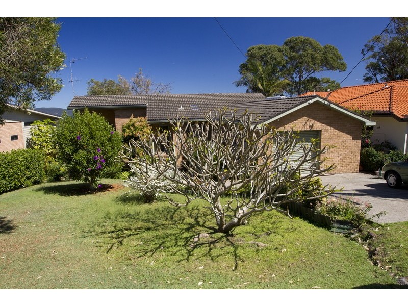 13 Green Point Drive, Green Point NSW 2428