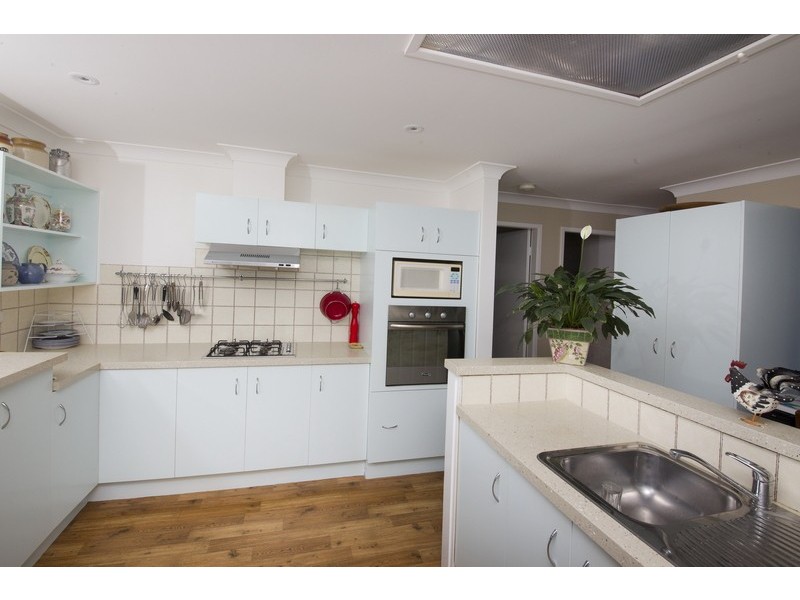 13 Green Point Drive, Green Point NSW 2428