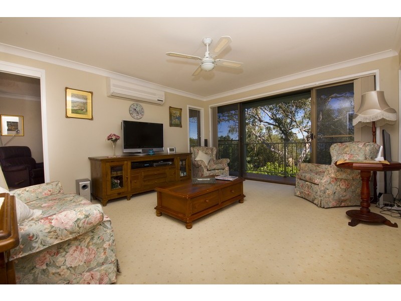 13 Green Point Drive, Green Point NSW 2428