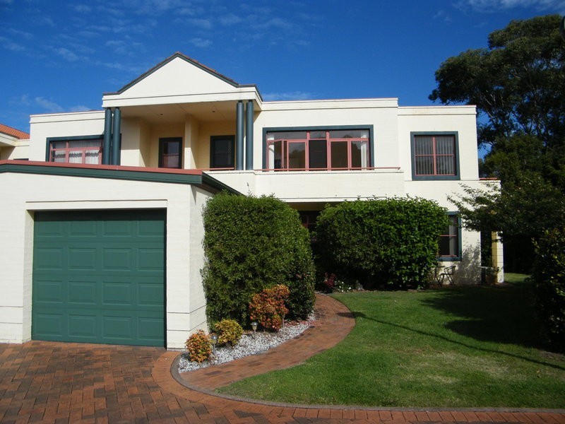 10/2 Breese Parade, Forster NSW 2428
