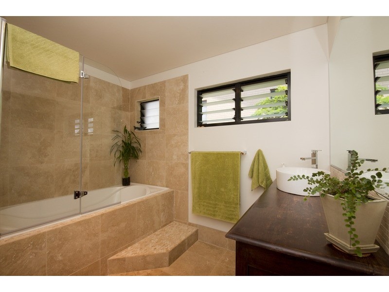 28  Colliton  Parade, Forster NSW 2428