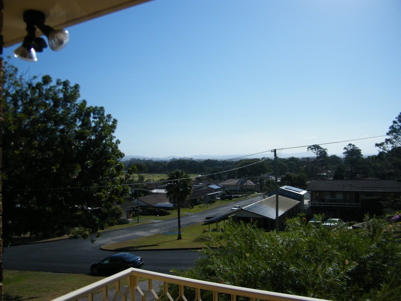16 Divide Street, Forster NSW 2428