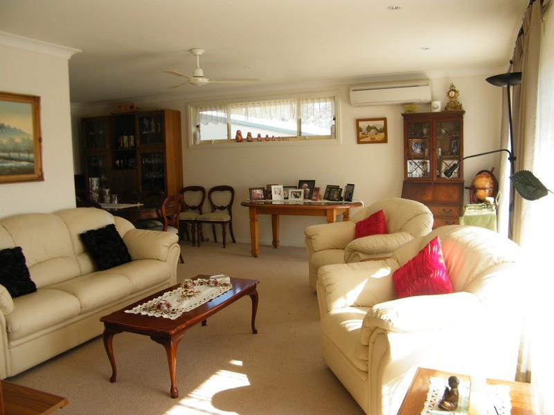 16 Divide Street, Forster NSW 2428