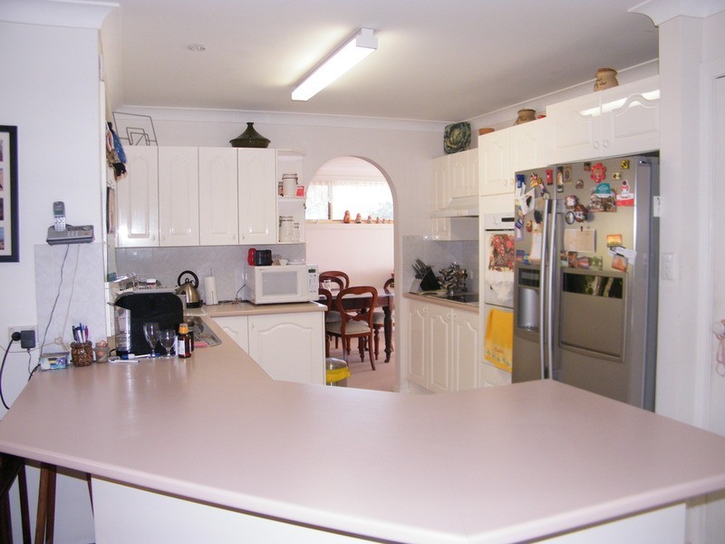 16 Divide Street, Forster NSW 2428