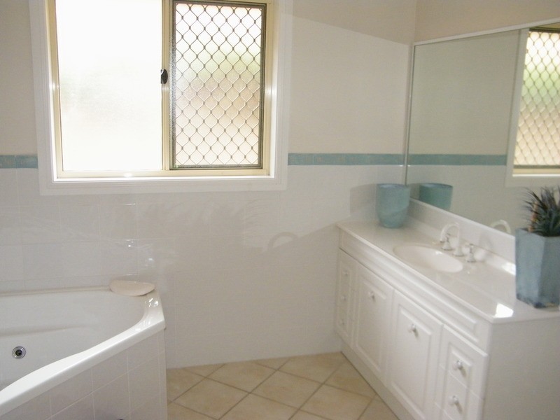 19 Nuwarra Circuit, Forster NSW 2428